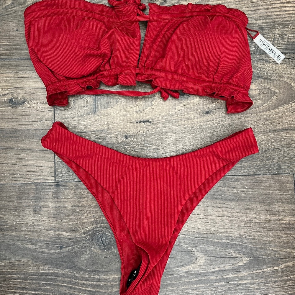 ZAFUL Women's Strapless Ribbed Tie Back Ruffle Cutout Bandeau Bikini Set